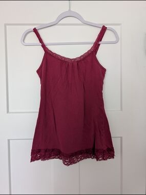 Lace-Trim Camisole Tank Top Size Medium - Wine